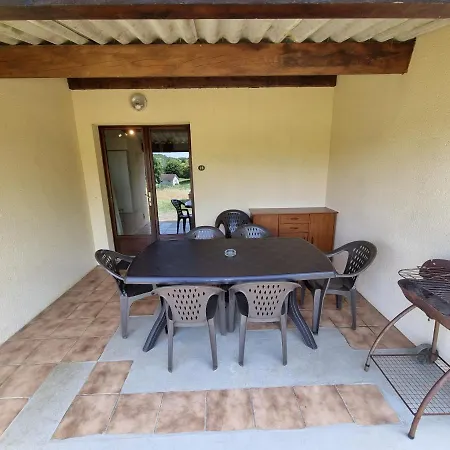 Appartemment Avec Jardin Non Clos - Saint Genies - 4 Pers - Piscine Le Calet