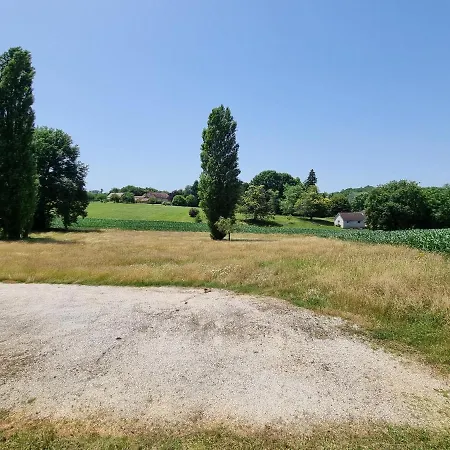 Appartemment Avec Jardin Non Clos - Saint Genies - 4 Pers - Piscine
